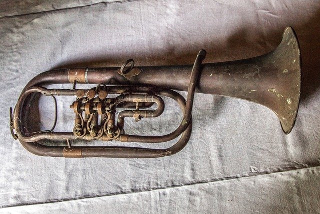 old-trumpet-1411142_640